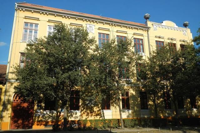Represija u prosveti – 12 zaposlenih Politehničke škole ostalo bez angažmana